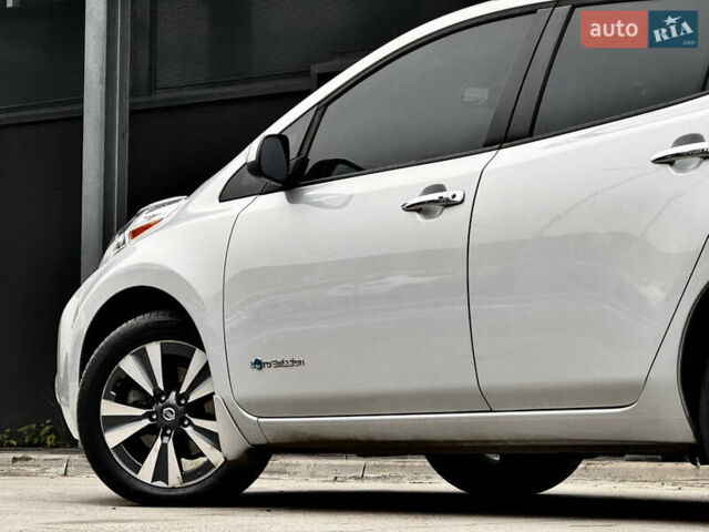 Ниссан Лиф, объемом двигателя 0 л и пробегом 83 тыс. км за 7999 $, фото 8 на Automoto.ua