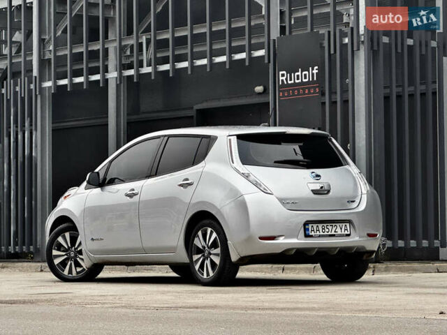 Ниссан Лиф, объемом двигателя 0 л и пробегом 83 тыс. км за 7999 $, фото 6 на Automoto.ua