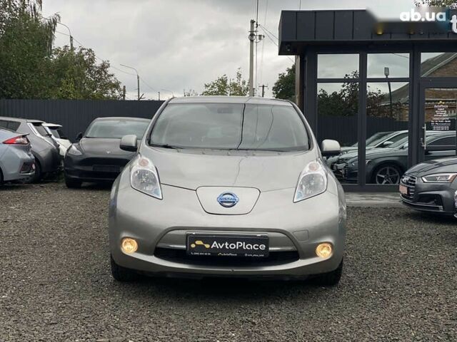 Ниссан Лиф, объемом двигателя 0 л и пробегом 106 тыс. км за 8500 $, фото 28 на Automoto.ua