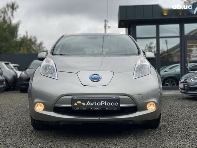 Ниссан Лиф, объемом двигателя 0 л и пробегом 106 тыс. км за 8500 $, фото 26 на Automoto.ua