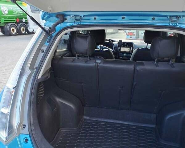 Ниссан Лиф, объемом двигателя 0 л и пробегом 78 тыс. км за 7500 $, фото 7 на Automoto.ua
