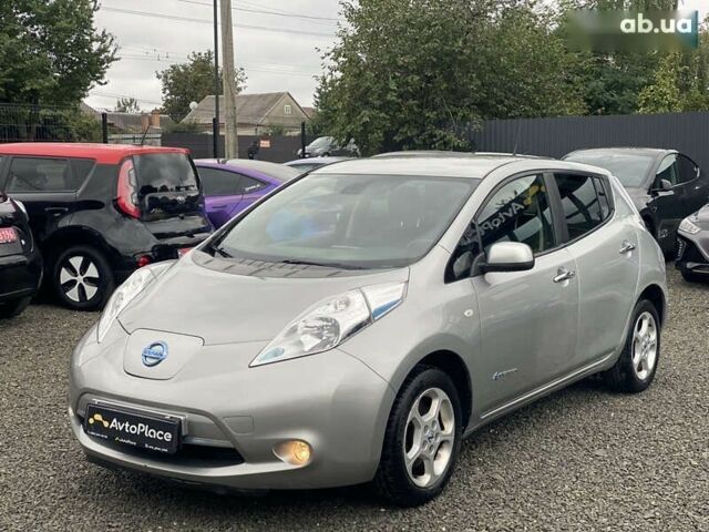 Ниссан Лиф, объемом двигателя 0 л и пробегом 106 тыс. км за 8500 $, фото 9 на Automoto.ua