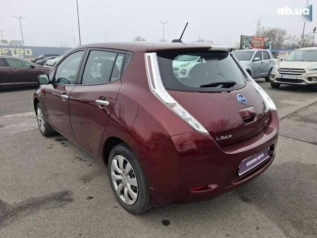 Ниссан Лиф, объемом двигателя 0 л и пробегом 64 тыс. км за 10500 $, фото 6 на Automoto.ua