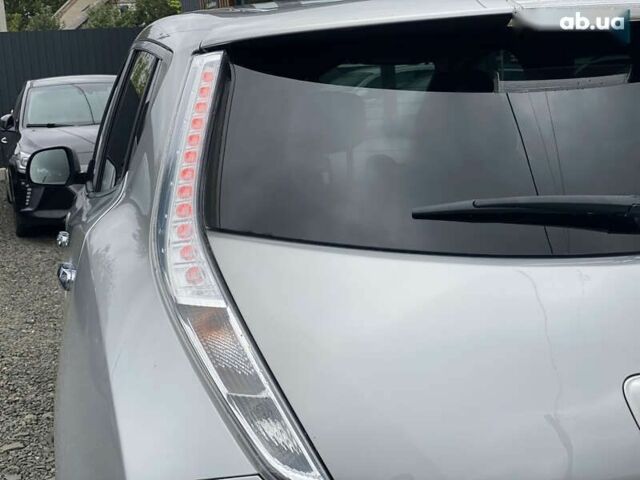 Ниссан Лиф, объемом двигателя 0 л и пробегом 106 тыс. км за 8500 $, фото 24 на Automoto.ua