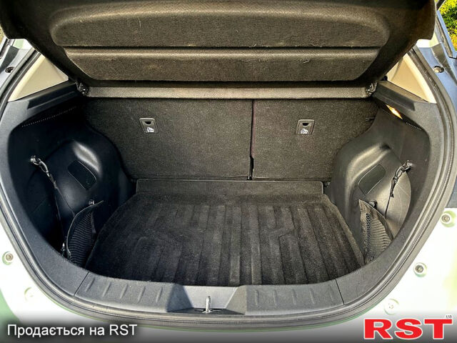 Ниссан Лиф, объемом двигателя 0.11 л и пробегом 136 тыс. км за 11800 $, фото 9 на Automoto.ua