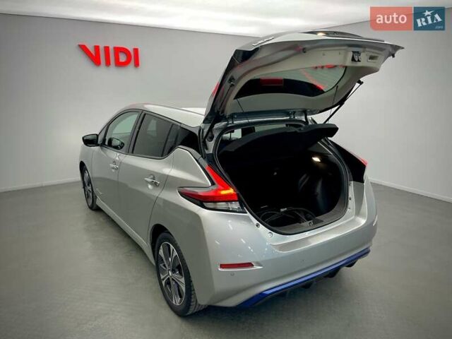 Ниссан Лиф, объемом двигателя 0 л и пробегом 114 тыс. км за 11671 $, фото 6 на Automoto.ua