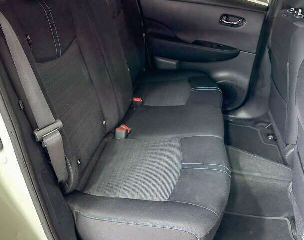 Ниссан Лиф, объемом двигателя 0 л и пробегом 115 тыс. км за 12150 $, фото 9 на Automoto.ua