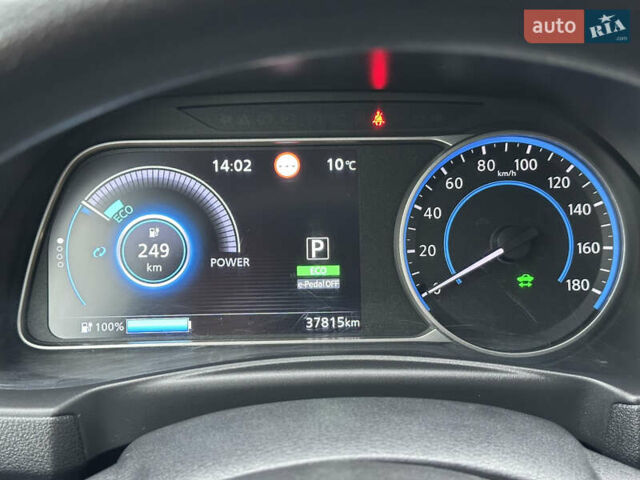 Ніссан Ліф, об'ємом двигуна 0 л та пробігом 37 тис. км за 11800 $, фото 20 на Automoto.ua