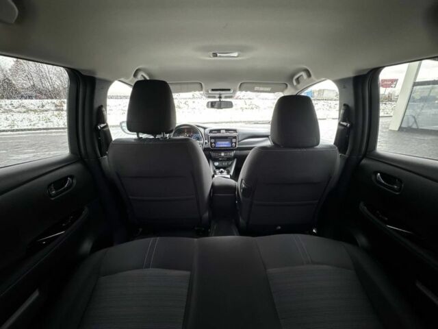 Ниссан Лиф, объемом двигателя 0 л и пробегом 99 тыс. км за 11990 $, фото 5 на Automoto.ua