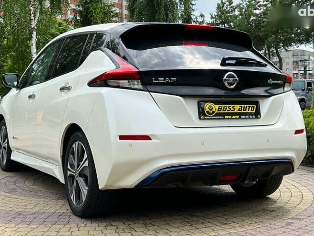 Ниссан Лиф, объемом двигателя 0 л и пробегом 115 тыс. км за 13700 $, фото 4 на Automoto.ua