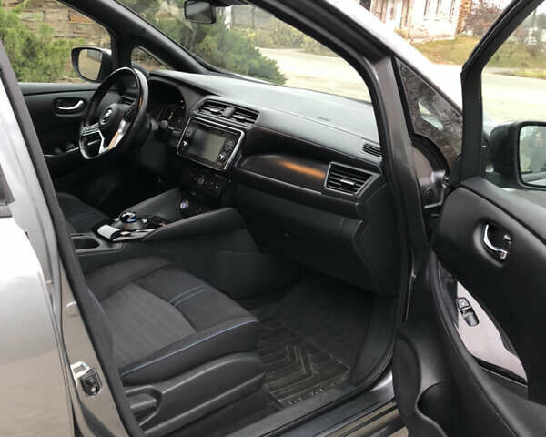 Ниссан Лиф, объемом двигателя 0 л и пробегом 165 тыс. км за 11600 $, фото 8 на Automoto.ua