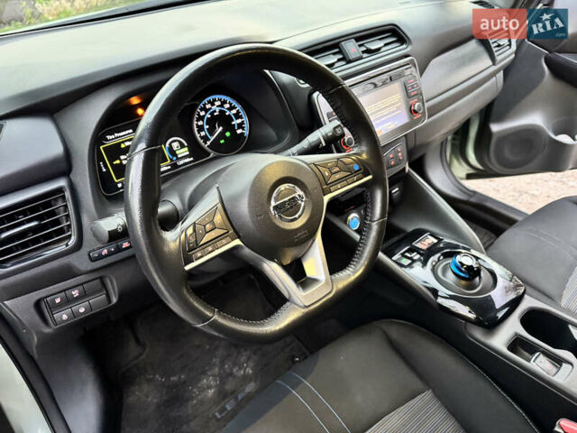 Ніссан Ліф, об'ємом двигуна 0 л та пробігом 130 тис. км за 11888 $, фото 28 на Automoto.ua