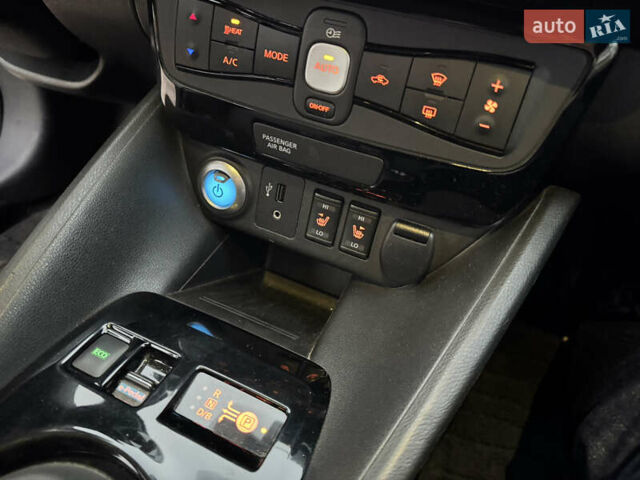 Ніссан Ліф, об'ємом двигуна 0 л та пробігом 130 тис. км за 11888 $, фото 44 на Automoto.ua