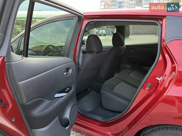 Ніссан Ліф, об'ємом двигуна 0 л та пробігом 137 тис. км за 13000 $, фото 6 на Automoto.ua