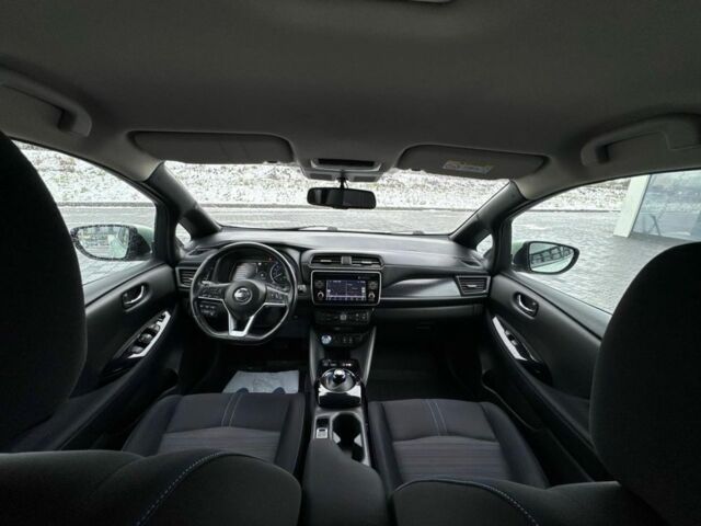 Ниссан Лиф, объемом двигателя 0 л и пробегом 99 тыс. км за 11990 $, фото 4 на Automoto.ua