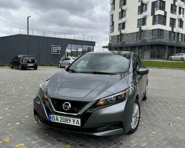 Ніссан Ліф, об'ємом двигуна 0 л та пробігом 63 тис. км за 12950 $, фото 3 на Automoto.ua