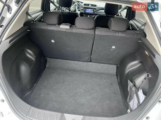 Ніссан Ліф, об'ємом двигуна 0 л та пробігом 52 тис. км за 11500 $, фото 7 на Automoto.ua