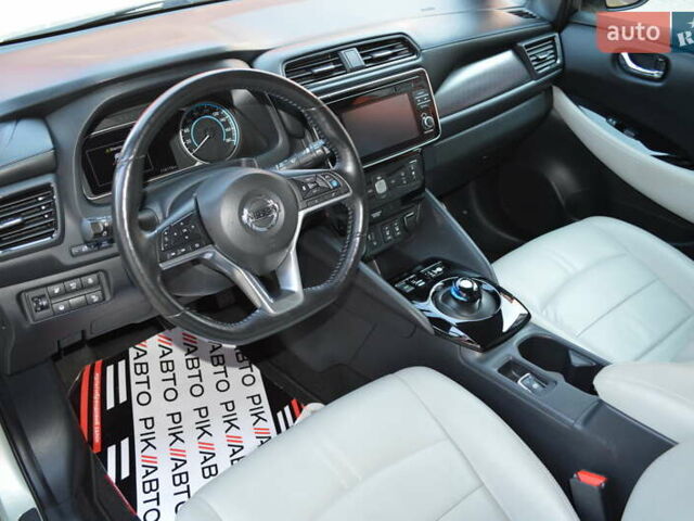 Ниссан Лиф, объемом двигателя 0 л и пробегом 116 тыс. км за 11900 $, фото 15 на Automoto.ua