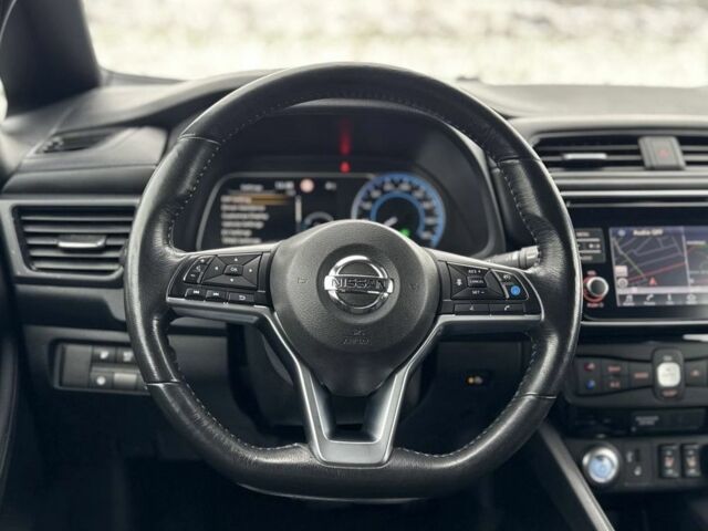 Ниссан Лиф, объемом двигателя 0 л и пробегом 99 тыс. км за 11990 $, фото 19 на Automoto.ua