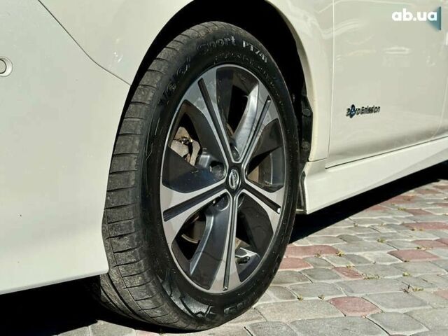 Ніссан Ліф, об'ємом двигуна 0 л та пробігом 117 тис. км за 13999 $, фото 10 на Automoto.ua