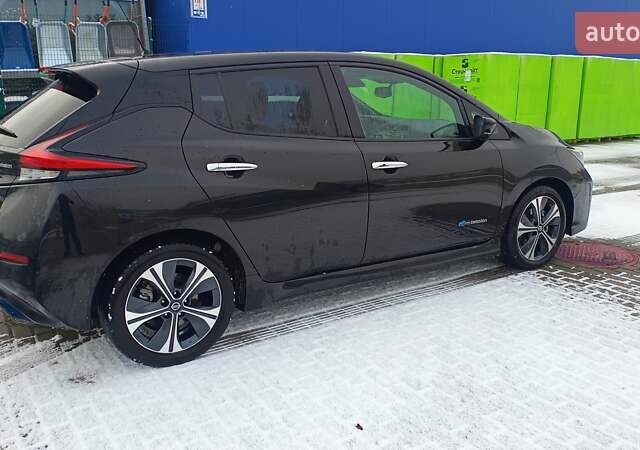 Ниссан Лиф, объемом двигателя 0 л и пробегом 115 тыс. км за 10900 $, фото 4 на Automoto.ua