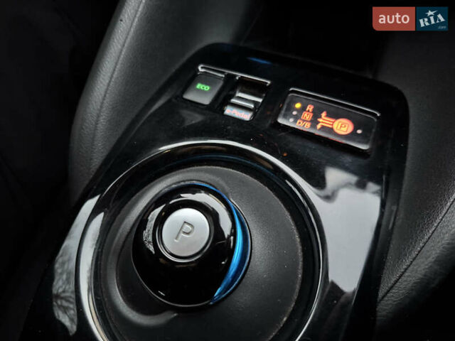 Ніссан Ліф, об'ємом двигуна 0 л та пробігом 130 тис. км за 11888 $, фото 46 на Automoto.ua