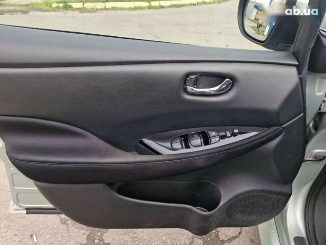 Ниссан Лиф, объемом двигателя 0 л и пробегом 70 тыс. км за 13899 $, фото 11 на Automoto.ua