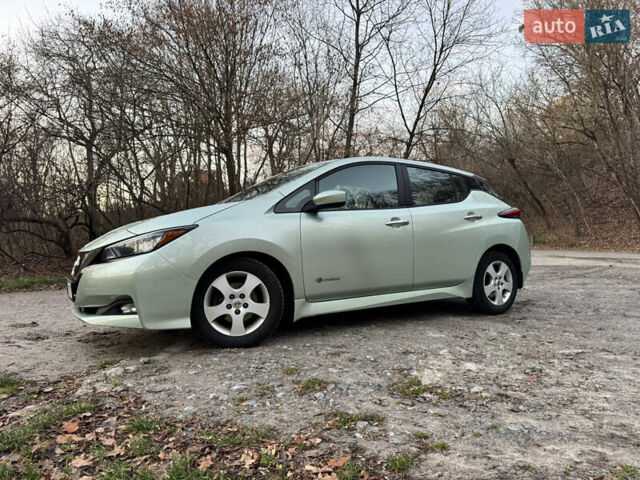 Ніссан Ліф, об'ємом двигуна 0 л та пробігом 130 тис. км за 11888 $, фото 7 на Automoto.ua