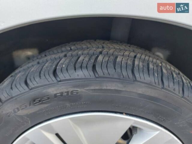 Ниссан Лиф, объемом двигателя 0 л и пробегом 77 тыс. км за 12800 $, фото 17 на Automoto.ua