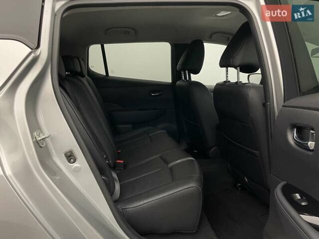 Ниссан Лиф, объемом двигателя 0 л и пробегом 114 тыс. км за 11671 $, фото 21 на Automoto.ua