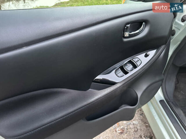 Ніссан Ліф, об'ємом двигуна 0 л та пробігом 130 тис. км за 11888 $, фото 22 на Automoto.ua