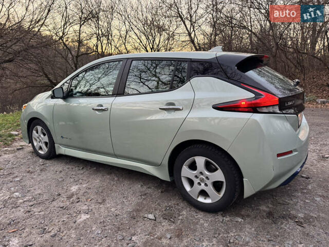 Ніссан Ліф, об'ємом двигуна 0 л та пробігом 130 тис. км за 11888 $, фото 17 на Automoto.ua