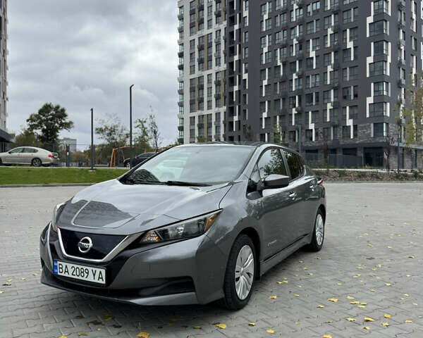 Ніссан Ліф, об'ємом двигуна 0 л та пробігом 63 тис. км за 12950 $, фото 2 на Automoto.ua
