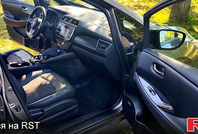 Ниссан Лиф, объемом двигателя 0.11 л и пробегом 103 тыс. км за 13300 $, фото 9 на Automoto.ua