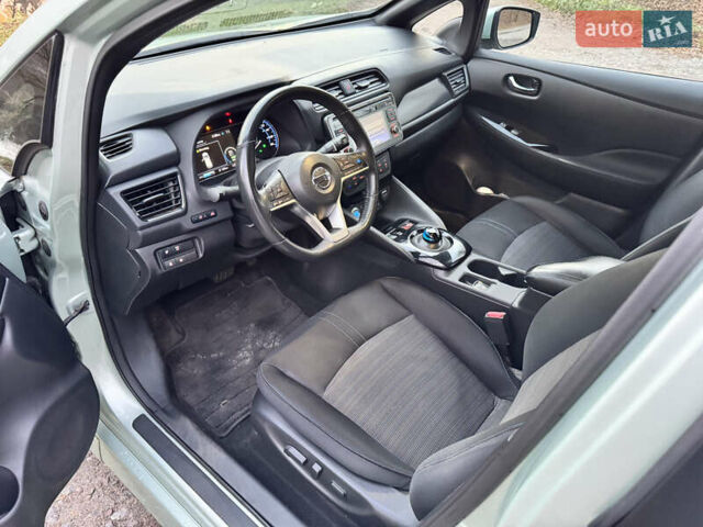 Ніссан Ліф, об'ємом двигуна 0 л та пробігом 130 тис. км за 11888 $, фото 18 на Automoto.ua