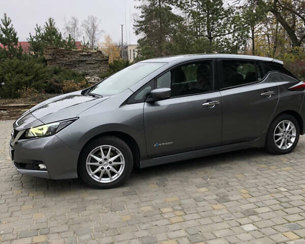 Ниссан Лиф, объемом двигателя 0 л и пробегом 165 тыс. км за 11600 $, фото 5 на Automoto.ua