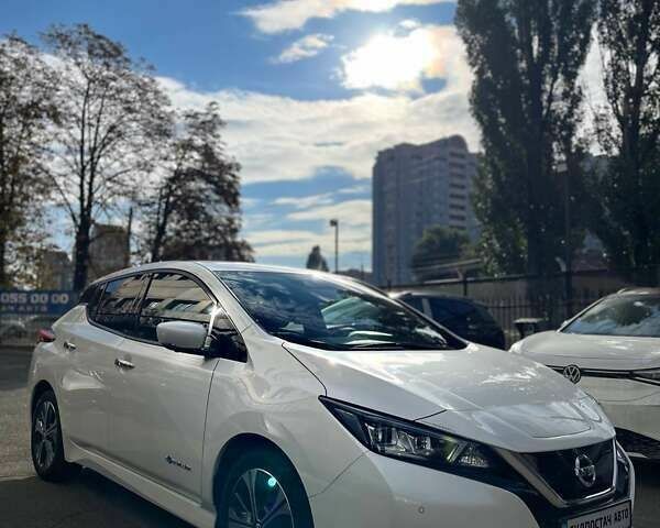 Ніссан Ліф, об'ємом двигуна 0 л та пробігом 65 тис. км за 13599 $, фото 1 на Automoto.ua