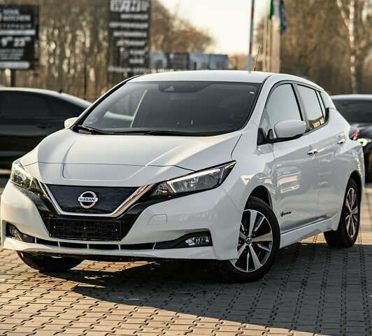 Ніссан Ліф, об'ємом двигуна 0 л та пробігом 49 тис. км за 12490 $, фото 3 на Automoto.ua