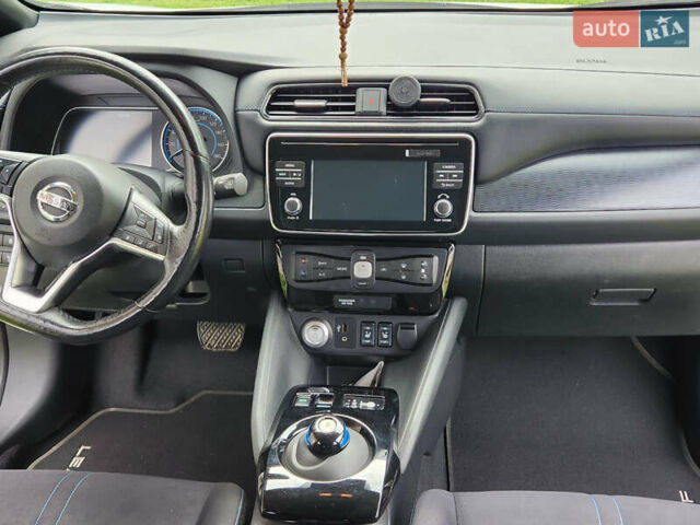 Ниссан Лиф, объемом двигателя 0 л и пробегом 92 тыс. км за 12900 $, фото 26 на Automoto.ua