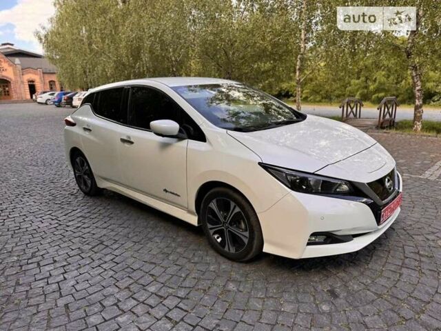 Ниссан Лиф, объемом двигателя 0 л и пробегом 101 тыс. км за 13900 $, фото 6 на Automoto.ua