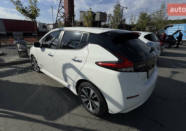 Ниссан Лиф, объемом двигателя 0 л и пробегом 92 тыс. км за 12900 $, фото 11 на Automoto.ua