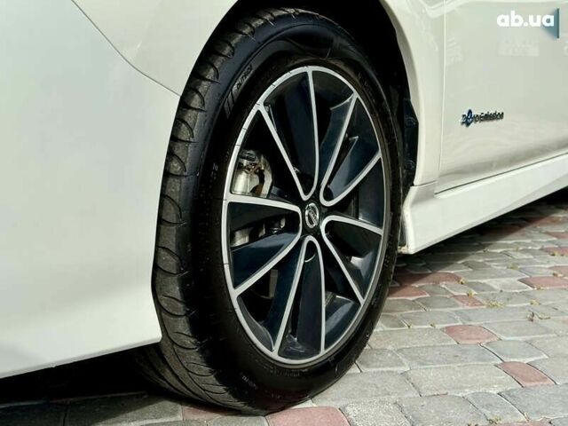 Ниссан Лиф, объемом двигателя 0 л и пробегом 50 тыс. км за 16500 $, фото 12 на Automoto.ua