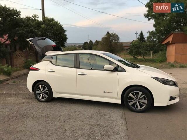 Ниссан Лиф, объемом двигателя 0 л и пробегом 15 тыс. км за 16200 $, фото 26 на Automoto.ua