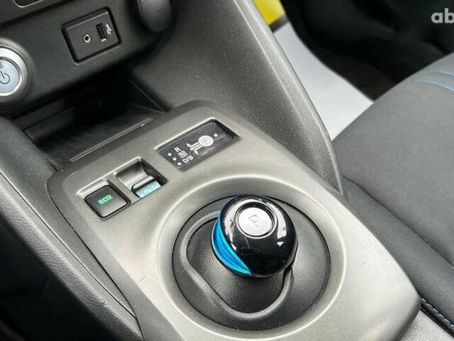 Ніссан Ліф, об'ємом двигуна 0 л та пробігом 121 тис. км за 12750 $, фото 17 на Automoto.ua