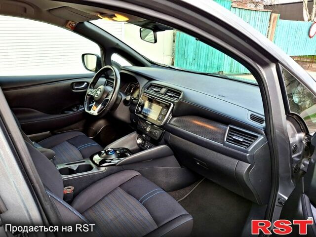 Ниссан Лиф, объемом двигателя 0 л и пробегом 119 тыс. км за 12700 $, фото 11 на Automoto.ua