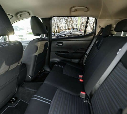Ніссан Ліф, об'ємом двигуна 0 л та пробігом 49 тис. км за 12490 $, фото 21 на Automoto.ua
