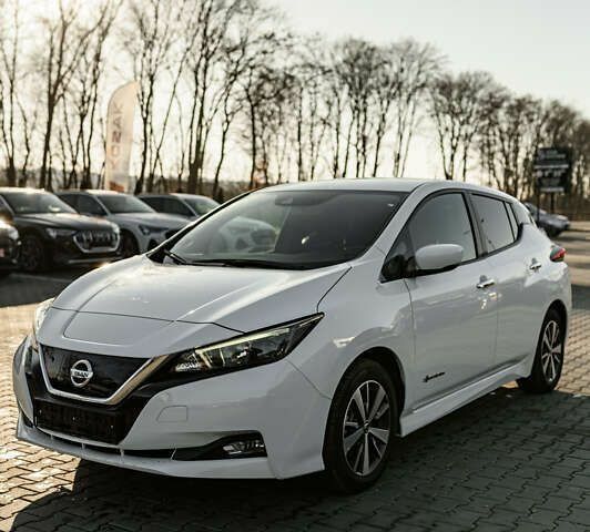 Ніссан Ліф, об'ємом двигуна 0 л та пробігом 49 тис. км за 12490 $, фото 4 на Automoto.ua