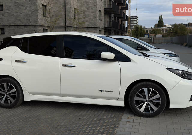 Ниссан Лиф, объемом двигателя 0 л и пробегом 92 тыс. км за 12900 $, фото 7 на Automoto.ua