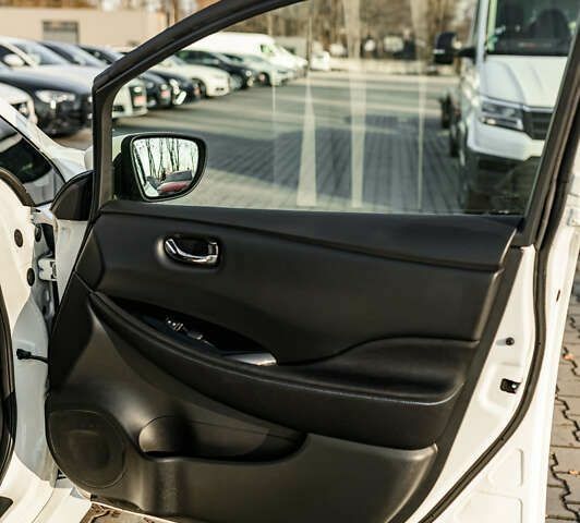 Ніссан Ліф, об'ємом двигуна 0 л та пробігом 49 тис. км за 12490 $, фото 22 на Automoto.ua