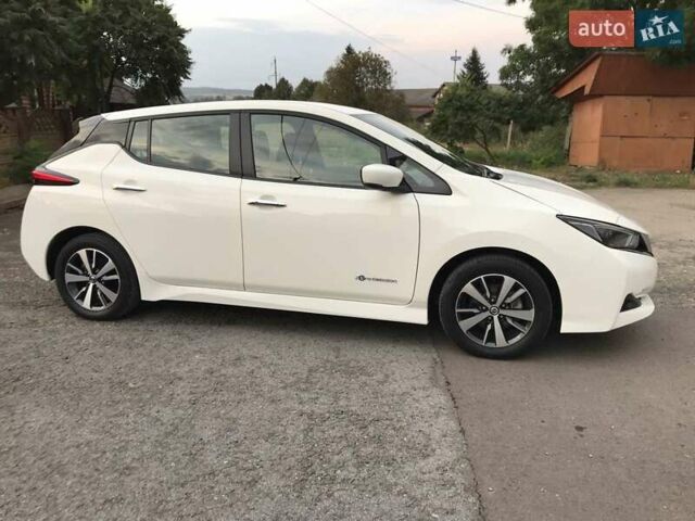 Ниссан Лиф, объемом двигателя 0 л и пробегом 15 тыс. км за 16200 $, фото 12 на Automoto.ua